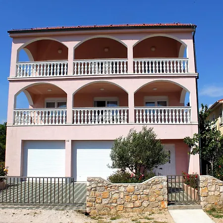 With A Parking Space Povljana, Pag - 6296 Apartamento *