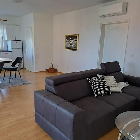 Apartamento With A Parking Space Povljana, Pag - 6296 Povljana